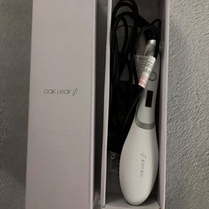 Ceramic hair straightening brush